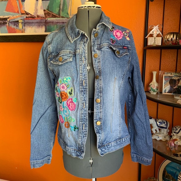 yuka jeans jacket